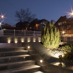 освещение ландшафтных групп